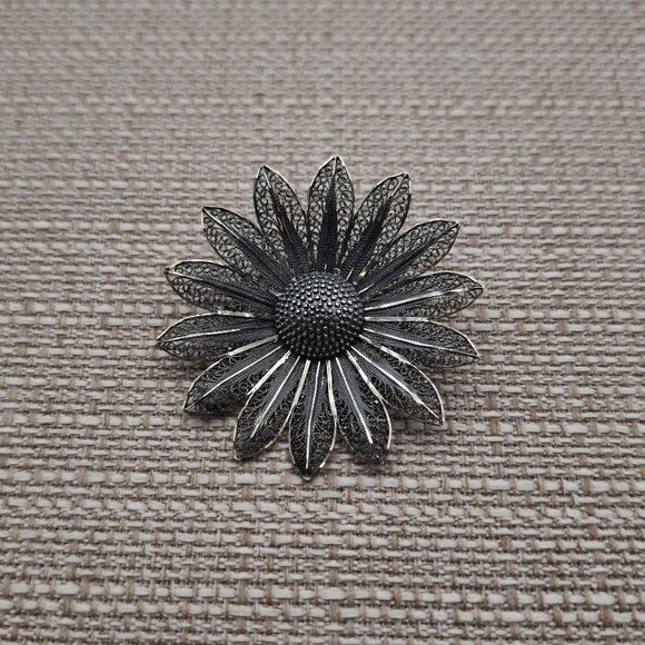 Sterling Silver Rustic Large Flower Nature Pin Brooch B373 - Picture 1 of 6
